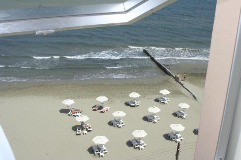 Mackenzie Beach Hotel ラルナカ 設備 写真